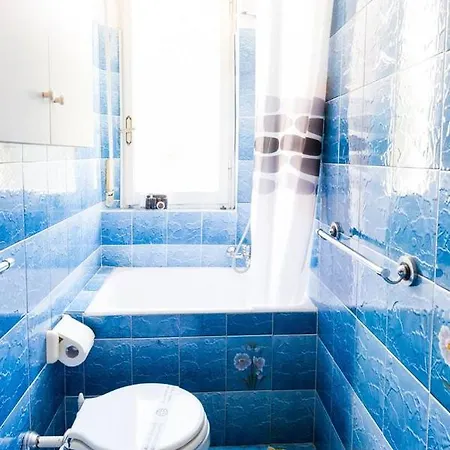 Grazioso Appartamentino A Due Passi Dalla Pista Ciclabile Con Giardino E Garage * Sanremo